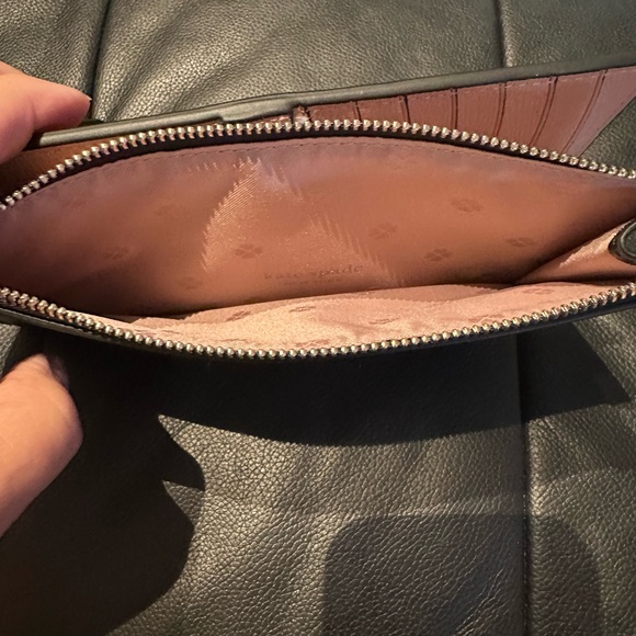 Kate Spade Black Spencer Saffiano leather Women's Wristlet Wallet - Picture 5 of 6